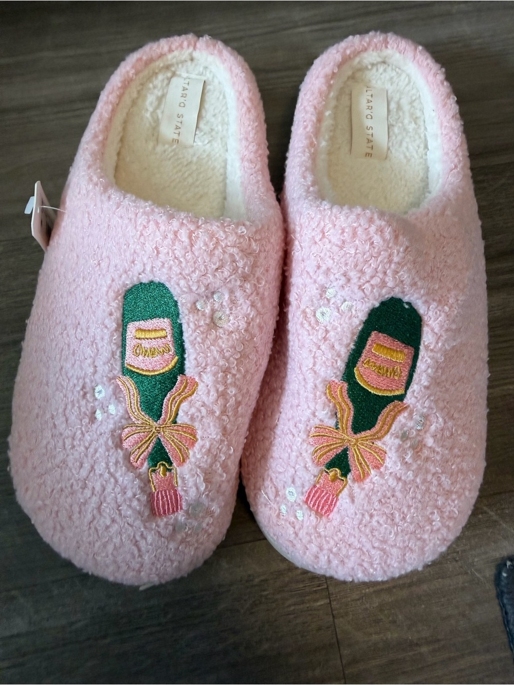 ALTAR’d state Champagne bottle slippers. NWT